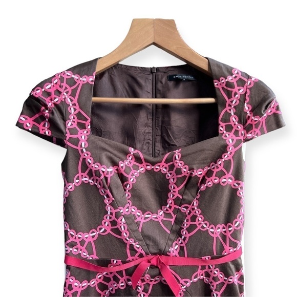 David Meister Sweetheart Neck Cap Sleeve Knee Length Sheath Dress, Size 2 - Picture 3 of 11